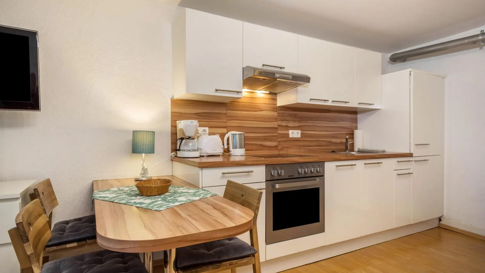 Apartment Ferienwohnungen Spiegel Felsgaessele Lindau  Germany