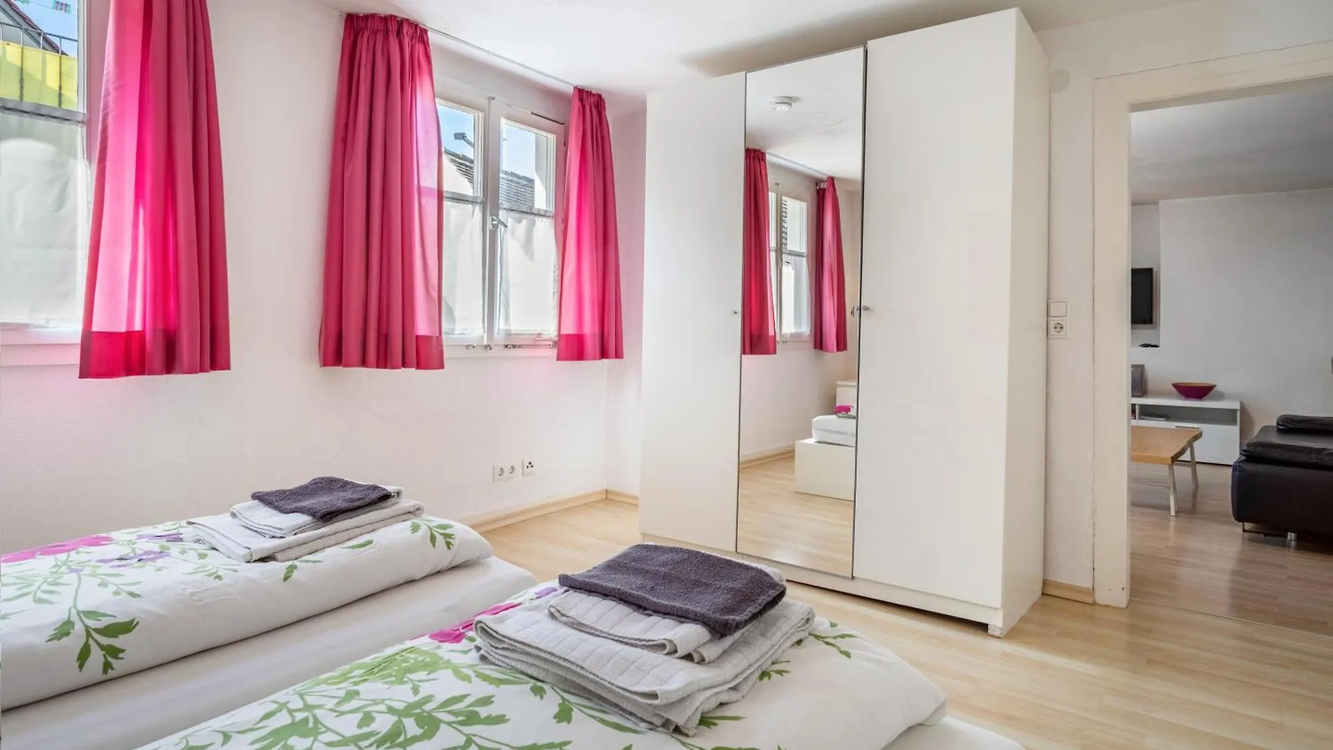 Apartment Ferienwohnungen Spiegel Felsgaessele Lindau  Germany